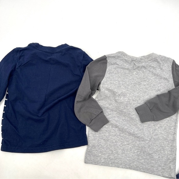 BUNDLE of Boys Clothes: 2 Long Sleeve Tops + 1 Sweatshorts Size 3T - Picture 5 of 14